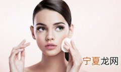 水里放白醋洗脸的好处 白醋加水洗脸有什么好处