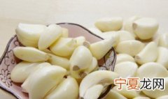大蒜泡水是用开水还是用温水 大蒜水是用凉水还是用开水泡