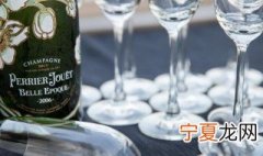 为什么女生不能喝香槟 女生不能喝香槟的原因