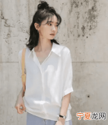 白衬衫适合穿什么内衣 白衬衫适合穿什么颜色内衣