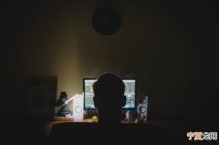 长期夜班会增加患癌风险？新研究发现更容易受到导致癌症的DNA损伤影响