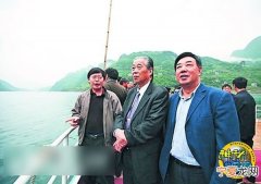 再向神农架寻“野人”