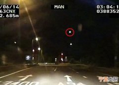 英国警方上周公开一段在德文郡拍摄得的火流星片段