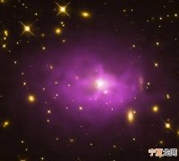 宇宙中最大的黑洞可能比以前认为的更大