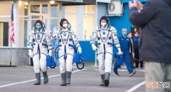 国际空间站载人飞行20周年 空间站机组成员向项目参与者表示祝贺