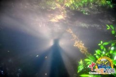 四川峨眉山龙洞&quot;佛光&quot;